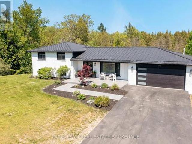 House for sale in Adjala–tosorontio, Ontario