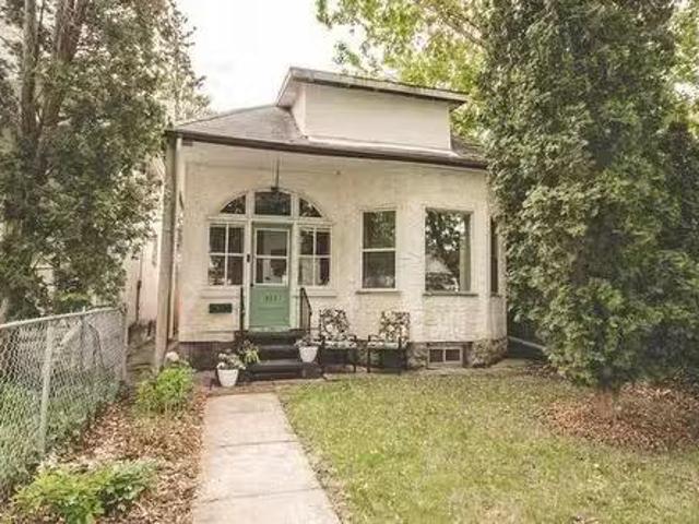House for sale in East St. Paul, Manitoba