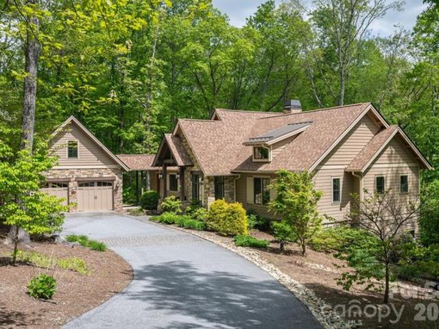 House for sale in Hendersonville, North Carolina