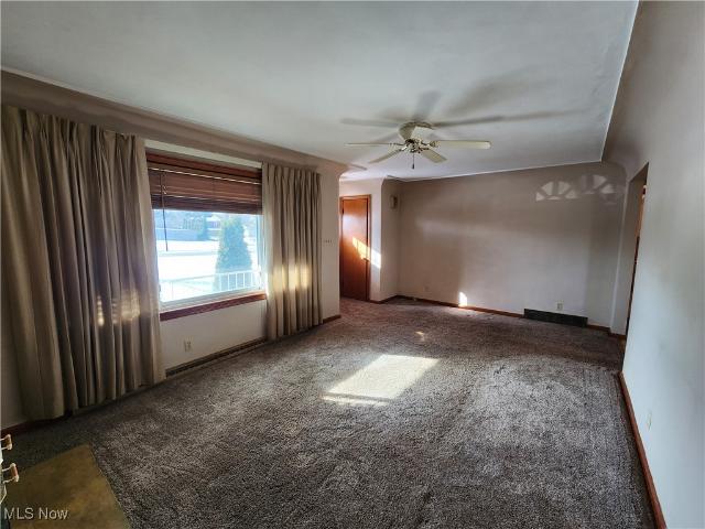 House for sale in Struthers, Ohio