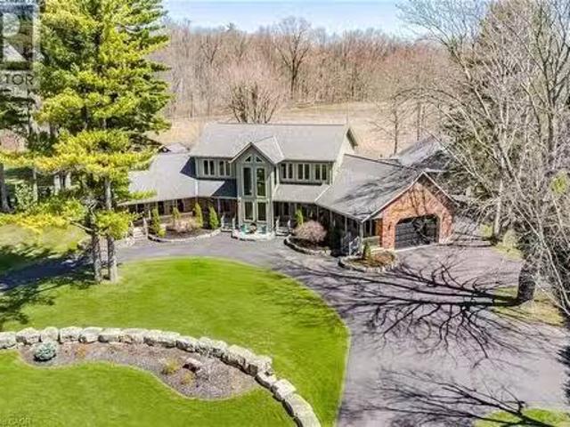 House for sale in Ontario