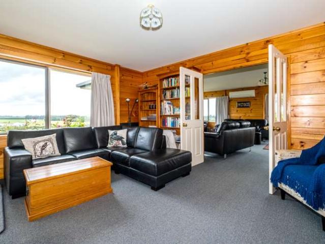Property for sale in Canterbury