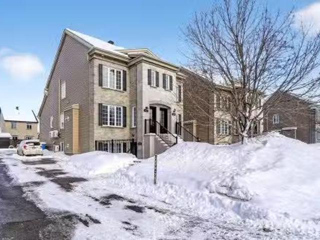 Condo for sale in Les Moulins, Quebec