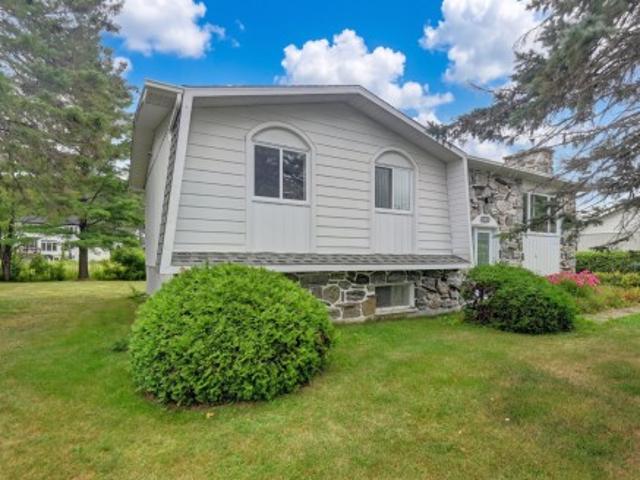 House for sale in Memphrémagog, Quebec