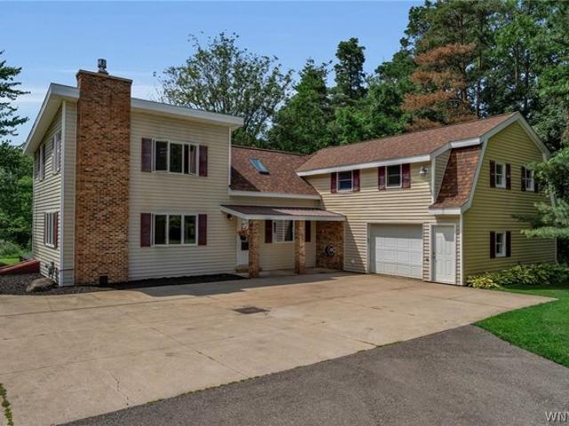 House for sale in New York