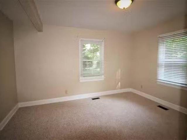 House for rent in Williamsburg