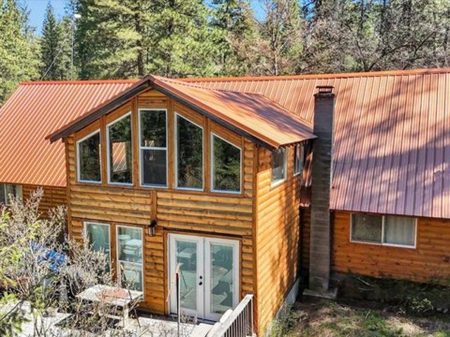 House for sale in Tumtum, Washington