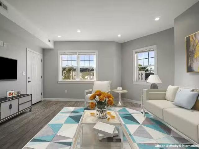 Condo for rent in Boston, Roxbury