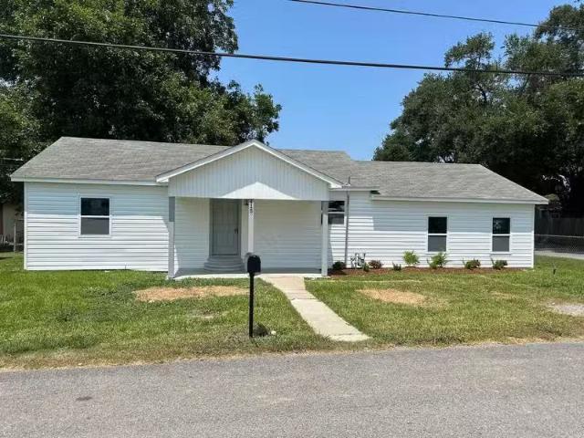 House for rent in Lafayette