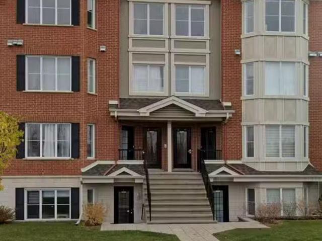 Condo for rent in Brossard, Quebec