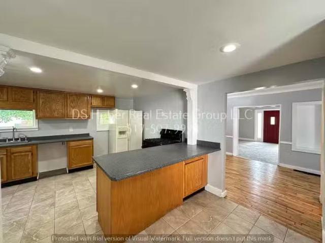 House for rent in Lansing