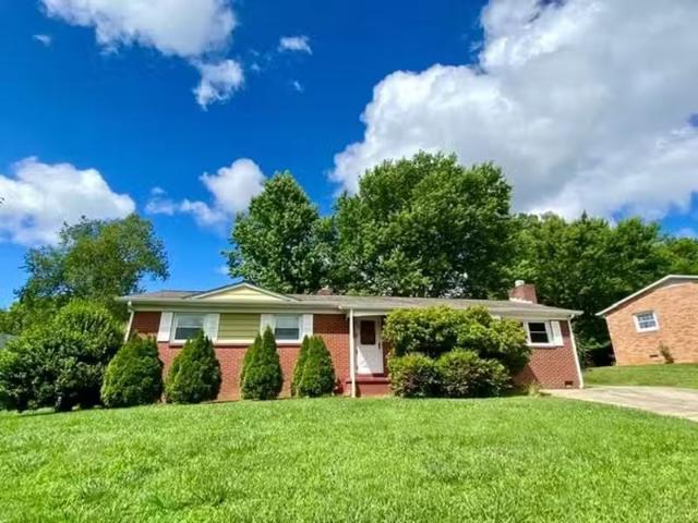 House for rent in Asheville