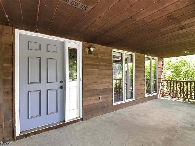 House for sale in Hinckley, Ohio