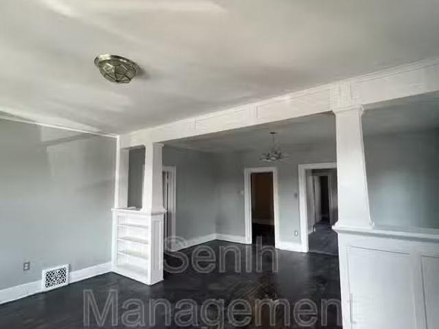 Condo for rent in Detroit