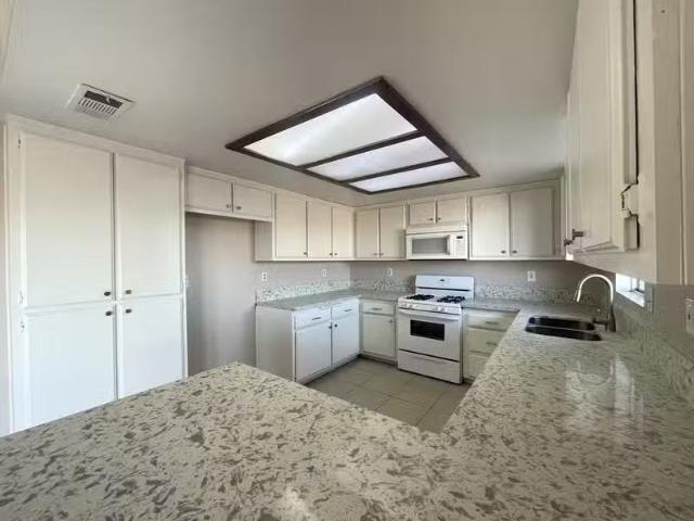 House for rent in Bakersfield