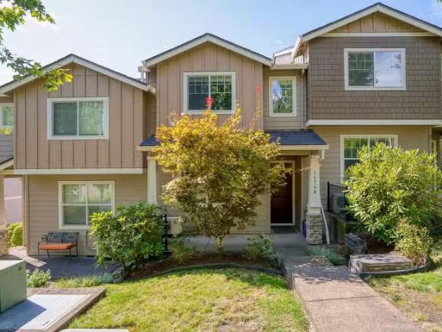 Condo for rent in Happy Valley