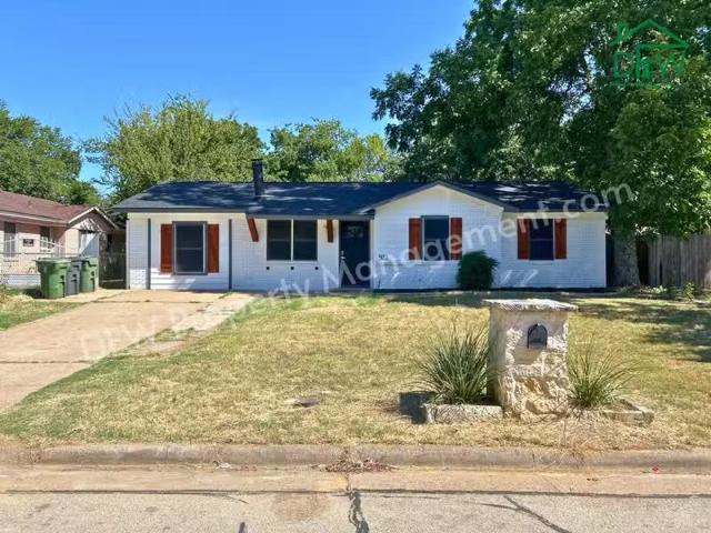 House for rent in Arlington
