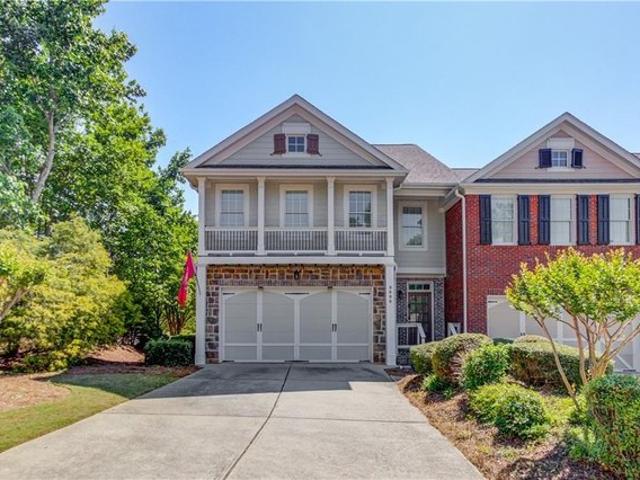 Townhouse for sale in Suwanee, Georgia