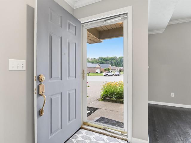 House for sale in Newburgh, Indiana