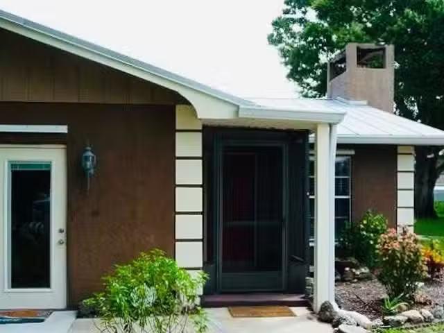 House for rent in Sebastian