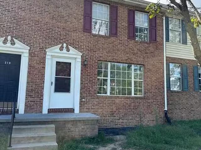 Condo for rent in Winchester