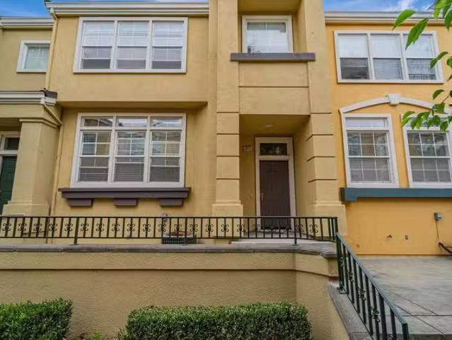 Condo for rent in Fremont