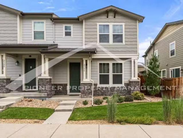 Condo for rent in Broomfield