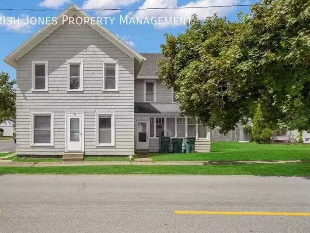 Condo for rent in Lockport