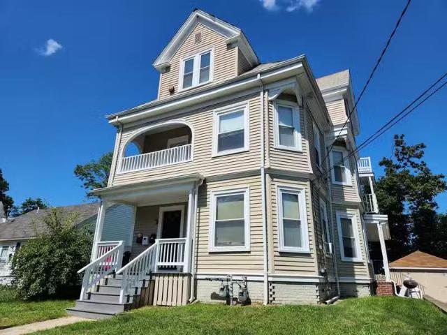 Condo for rent in Brockton