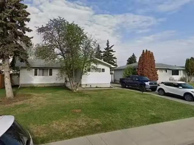 Condo for rent in Wedgewood, Alberta