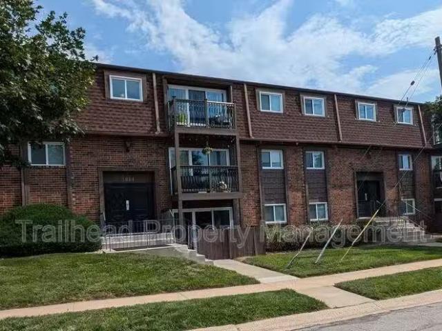 Condo for rent in Shawnee Mission