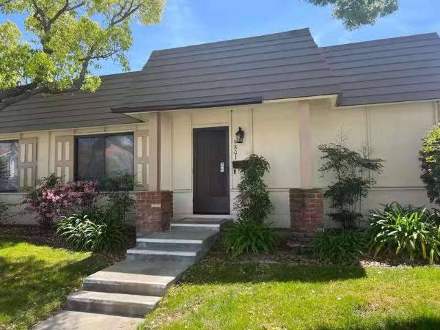 House for rent in Huntington Beach