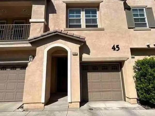 House for rent in Corona