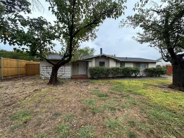House for rent in Dallas
