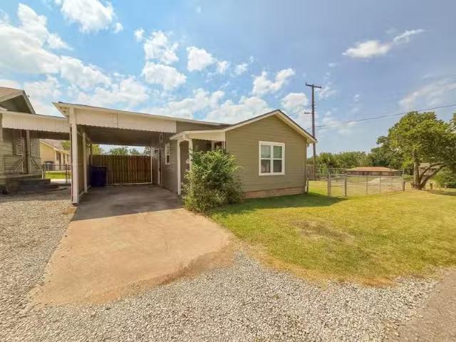 House for rent in Shawnee