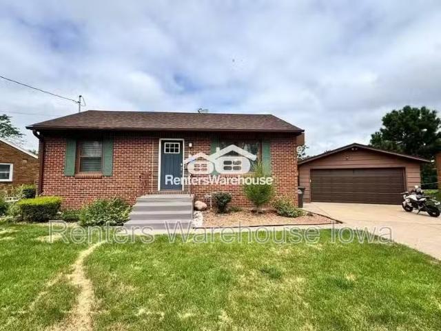 House for rent in Urbandale