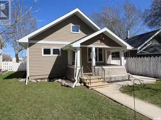 House for sale in Shaunavon, Saskatchewan