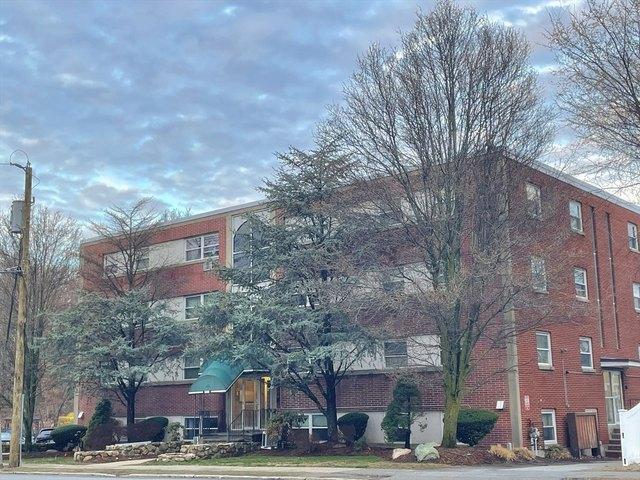Condo for sale in Stoneham, Massachusetts