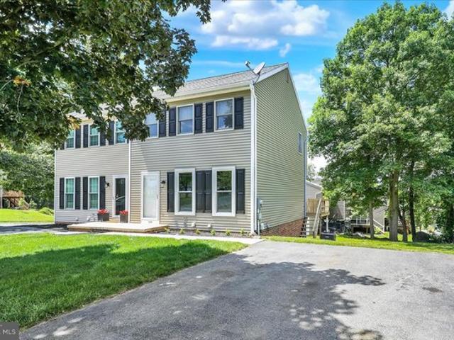 Townhouse for sale in Elizabethtown, Pennsylvania