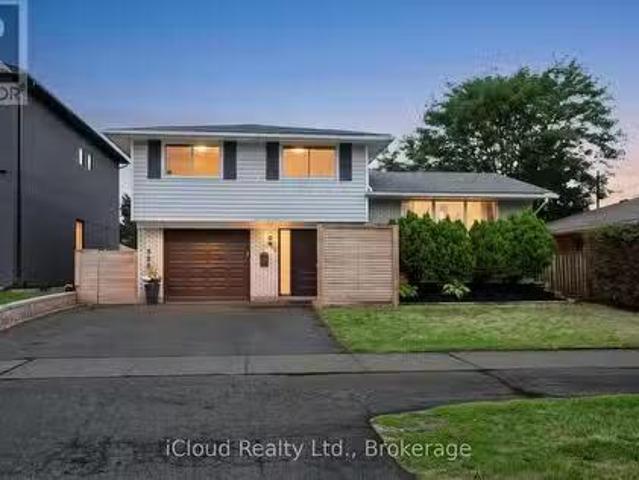 House for sale in Burlington, Ontario