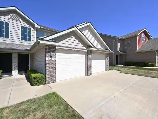 Condo for rent in Liberty