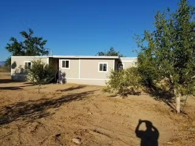 House for rent in Ontario