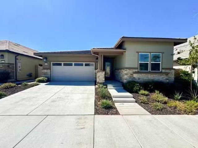 House for rent in Corona