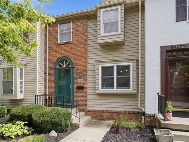 Townhouse for sale in Centerville, Ohio
