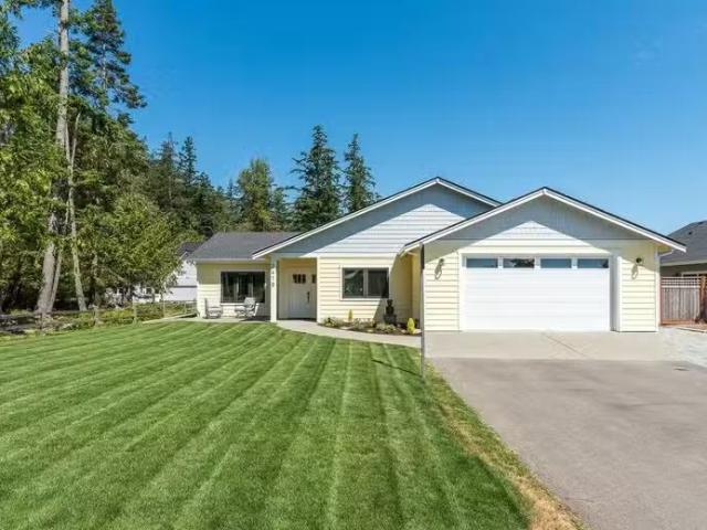 House for rent in Oak Harbor