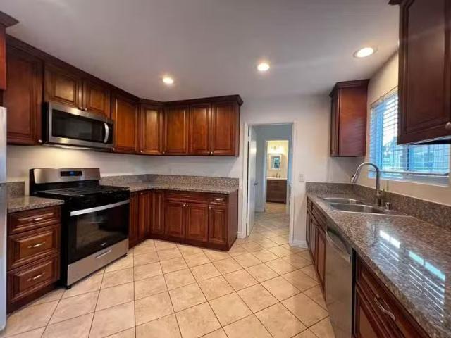 House for rent in Long Beach
