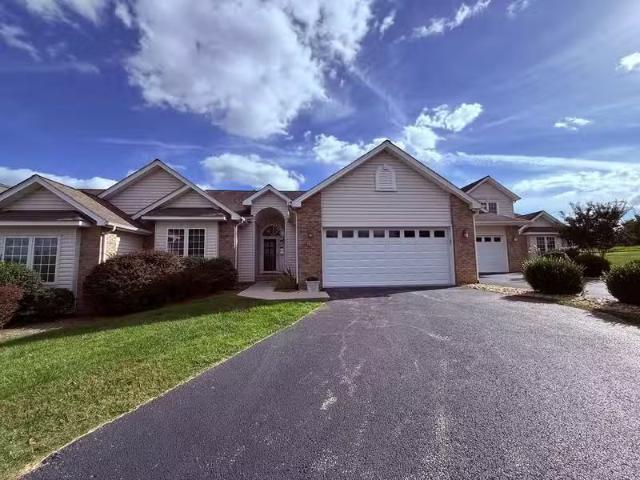 Condo for rent in Blacksburg