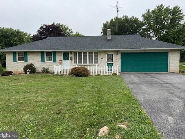 House for sale in Spring Grove, Pennsylvania