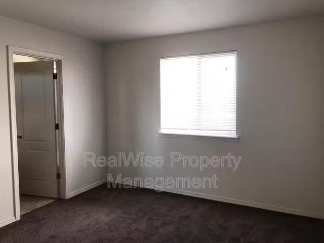 Condo for rent in Redmond