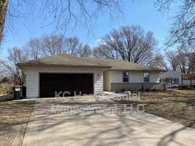 House for rent in Shawnee Mission